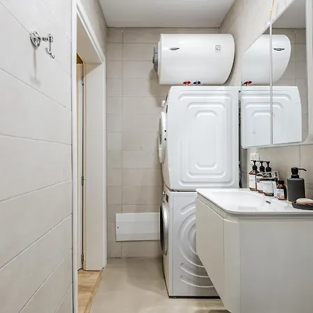 Apartamento Noon | Sofo Duni By Pikhost Dhërmi